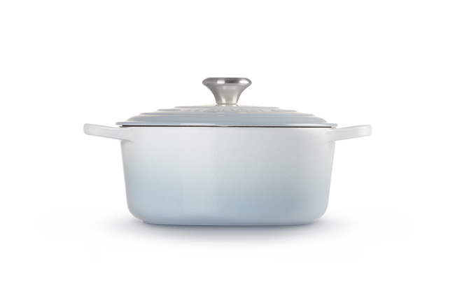 Le Creuset Cast Iron Signature Round Casserole 24cm Coastal BlueCoastal Blue image number 3